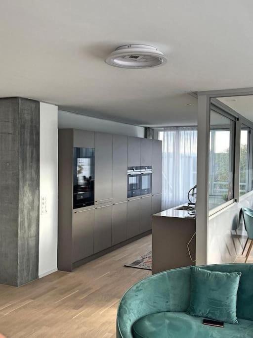 Prestigious Apt In Rhygarden Leilighet Neuhausen Am Rheinfall Eksteriør bilde